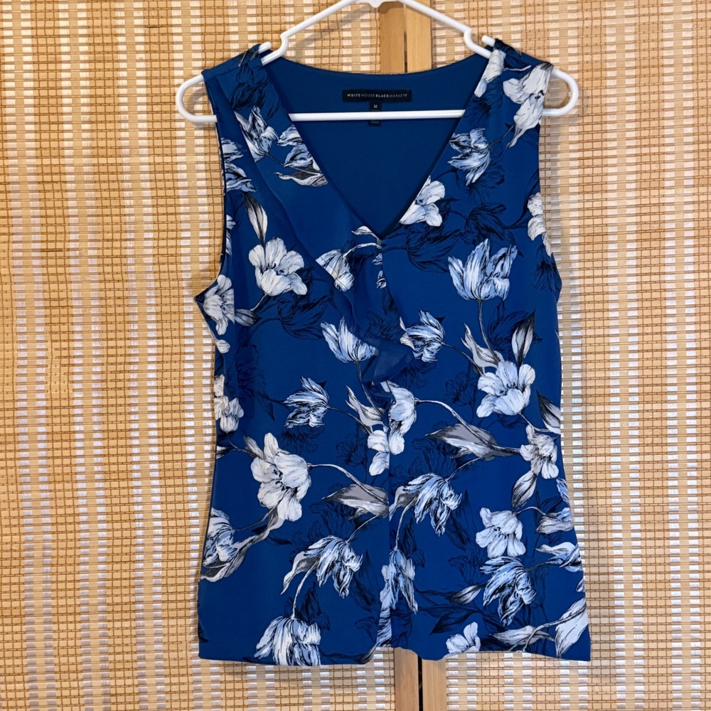 White House Black Market Blue Floral Ruffle V-Neck Sleeveless Blouse Medium